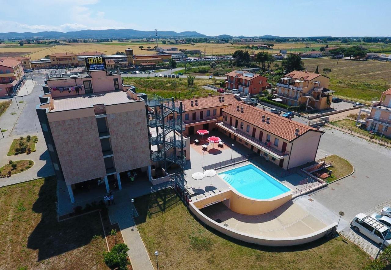 Hotel Grecale - Venturina Terme Exterior photo