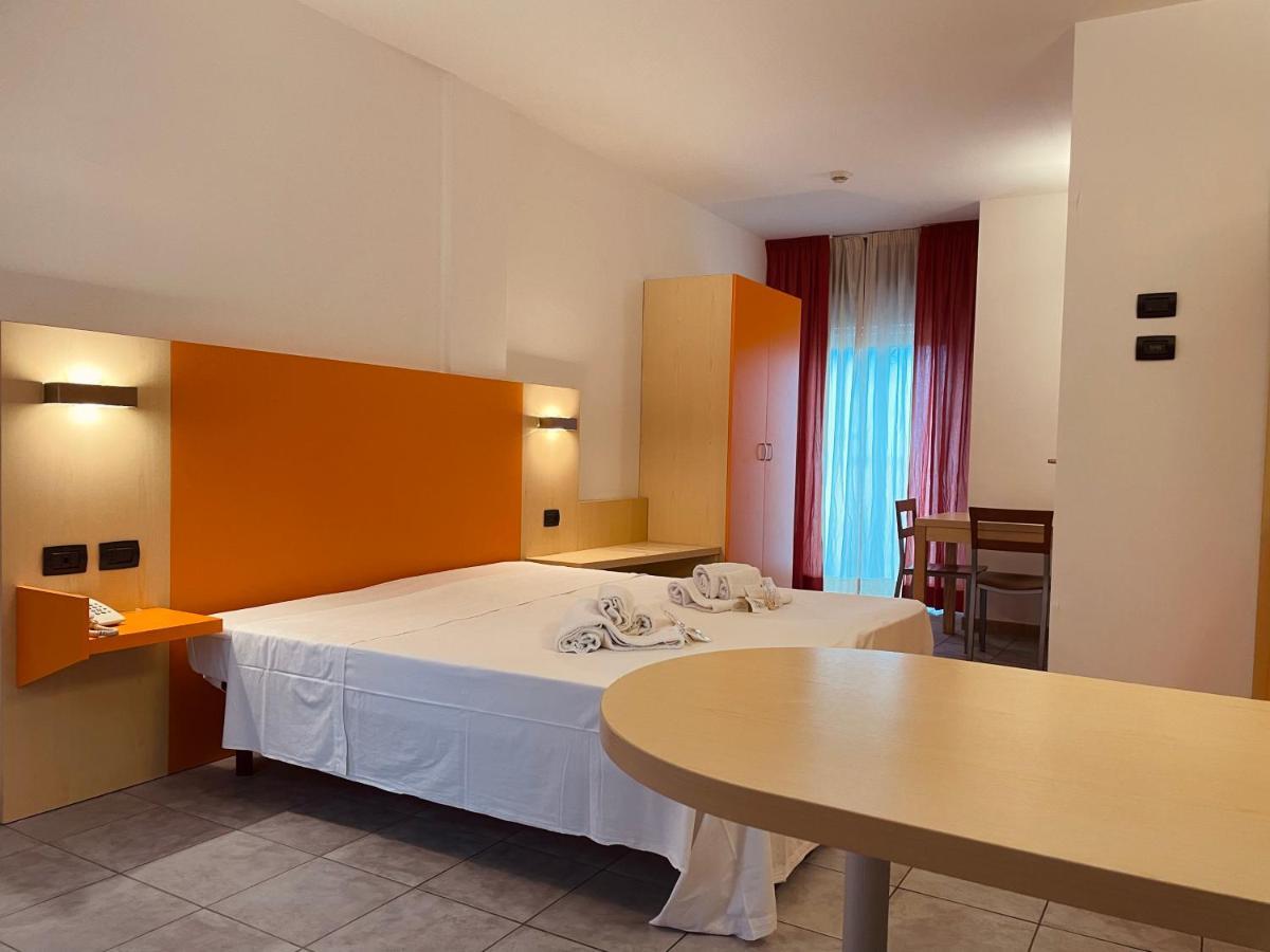Hotel Grecale - Venturina Terme Exterior photo