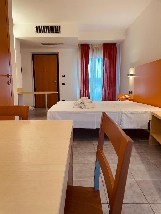 Hotel Grecale - Venturina Terme Exterior photo