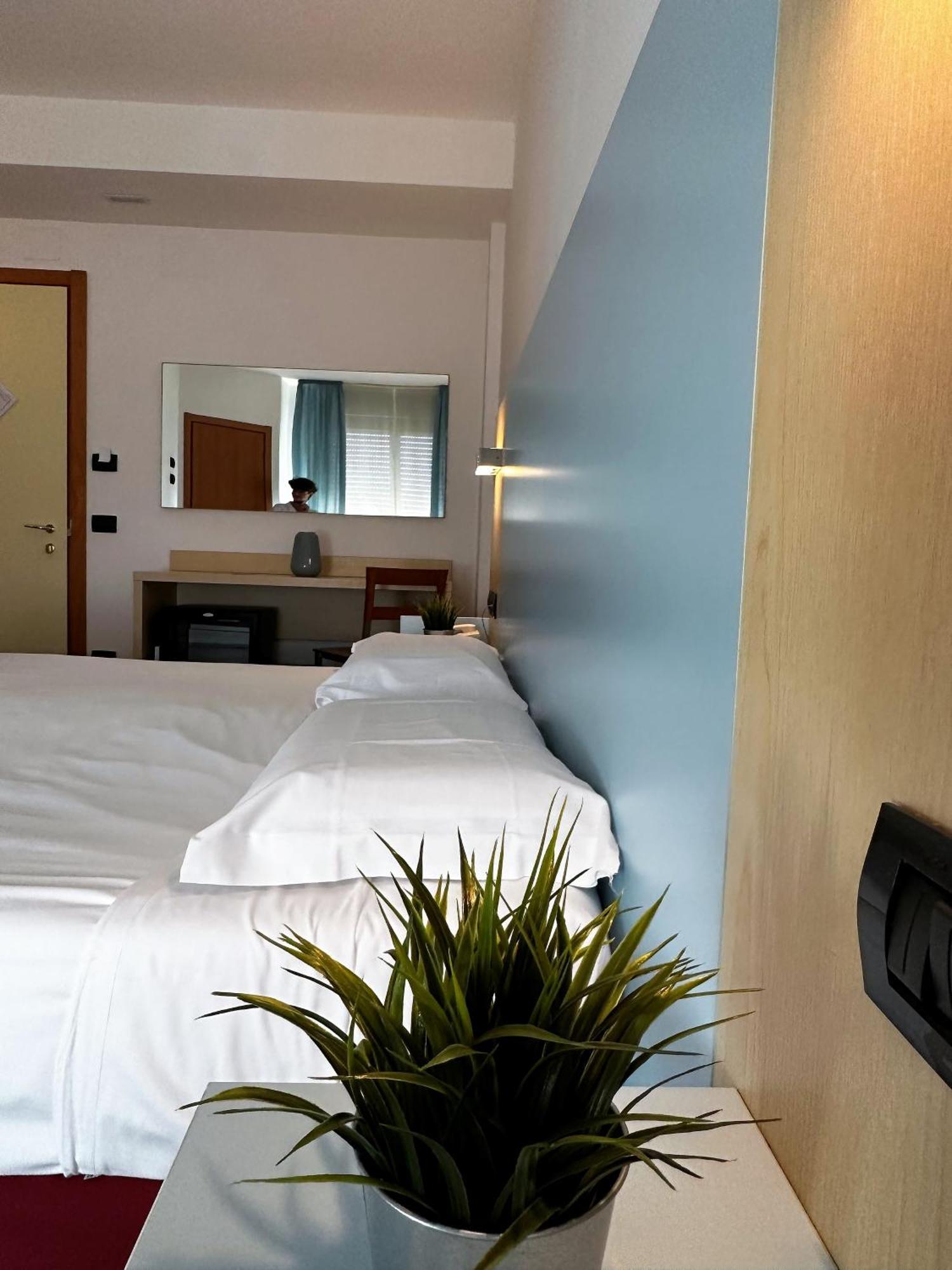 Hotel Grecale - Venturina Terme Exterior photo